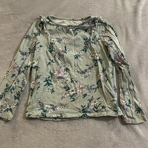 Bailey Lane Floral Top with Ruffle Details Size 6-7